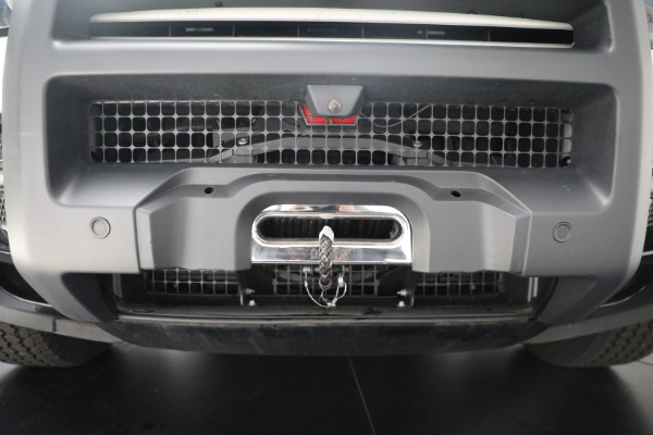 Used 2023 Land Rover Defender 90 X-Dynamic SE for sale Sold at Maserati of Westport in Westport CT 06880 26