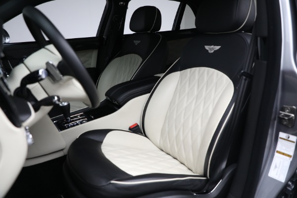 Used 2017 Bentley Mulsanne Speed for sale $159,900 at Maserati of Westport in Westport CT 06880 22