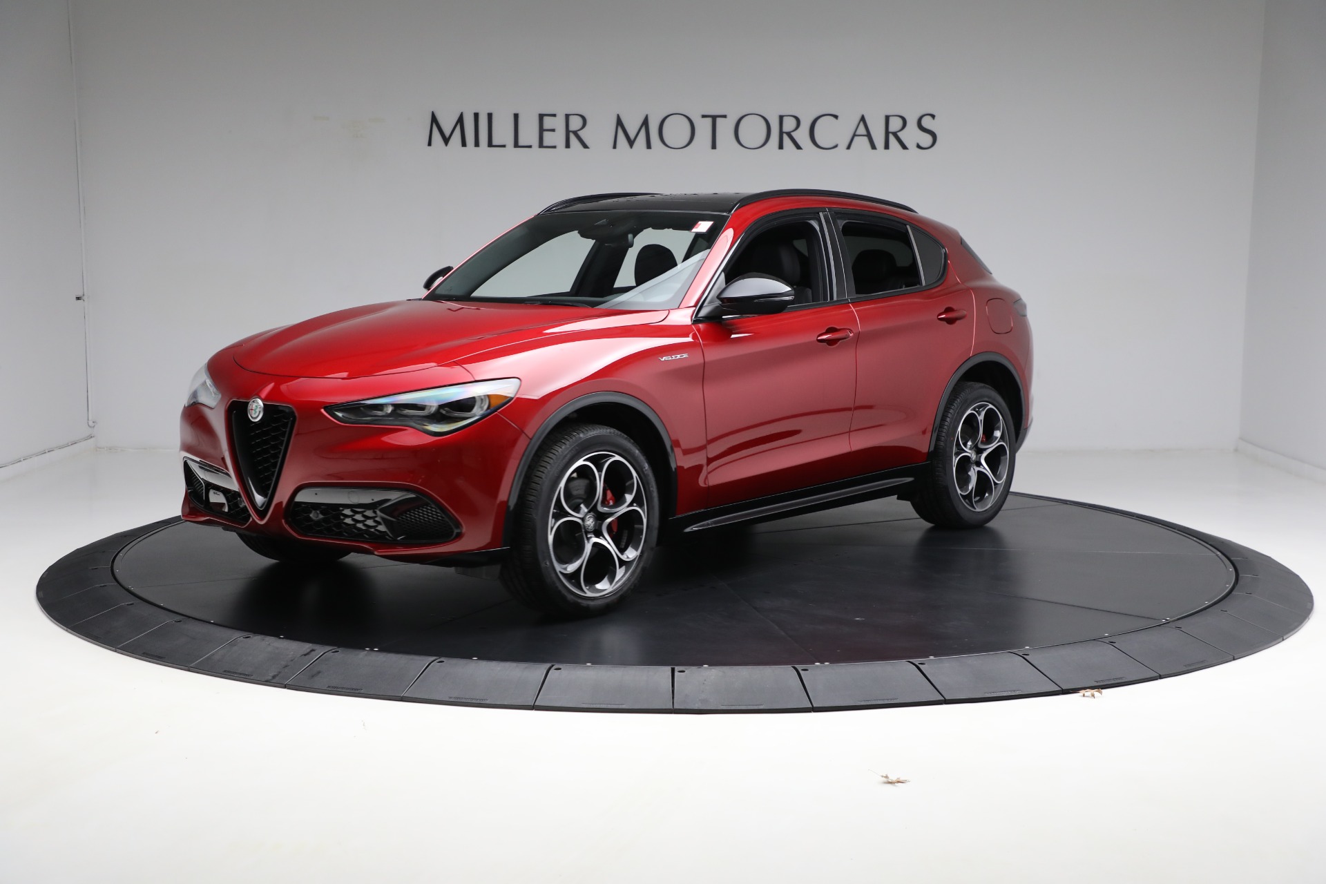 New 2024 Alfa Romeo Stelvio Veloce for sale $58,420 at Maserati of Westport in Westport CT 06880 1