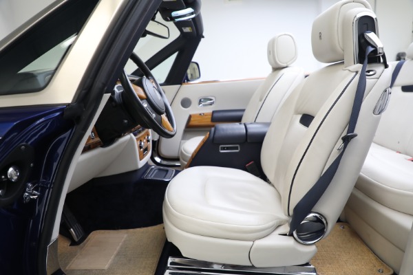 Used 2010 Rolls-Royce Phantom Drophead Coupe for sale Sold at Maserati of Westport in Westport CT 06880 24