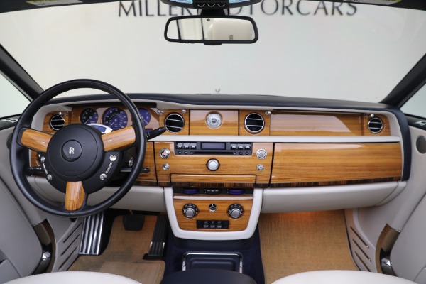 Used 2010 Rolls-Royce Phantom Drophead Coupe for sale Sold at Maserati of Westport in Westport CT 06880 4