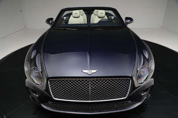 Used 2022 Bentley Continental GTC V8 for sale $239,900 at Maserati of Westport in Westport CT 06880 25