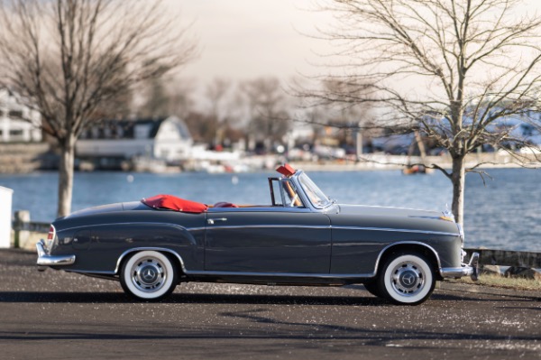 Used 1959 Mercedes-Benz 220 S Ponton Cabriolet for sale $199,900 at Maserati of Westport in Westport CT 06880 12