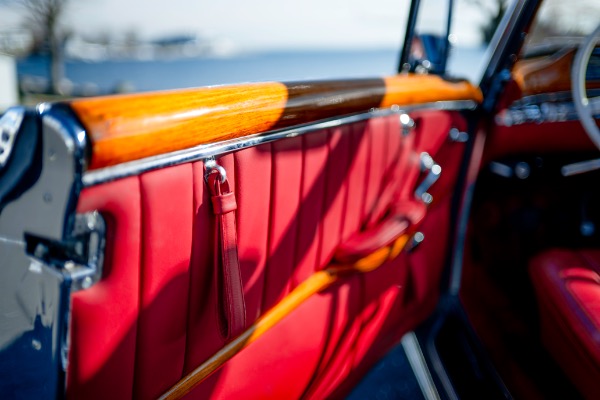 Used 1959 Mercedes-Benz 220 S Ponton Cabriolet for sale $199,900 at Maserati of Westport in Westport CT 06880 18