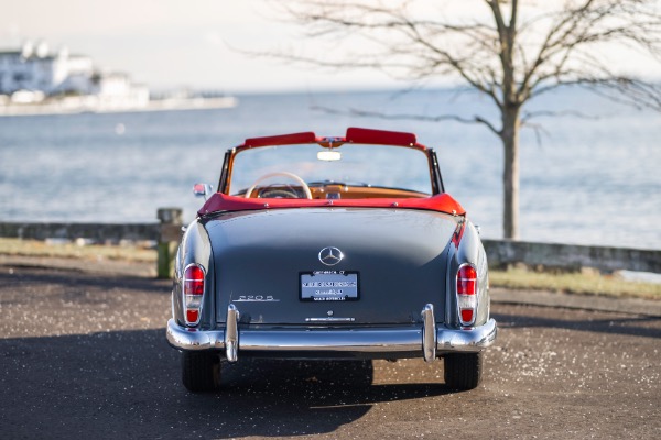 Used 1959 Mercedes-Benz 220 S Ponton Cabriolet for sale $199,900 at Maserati of Westport in Westport CT 06880 8