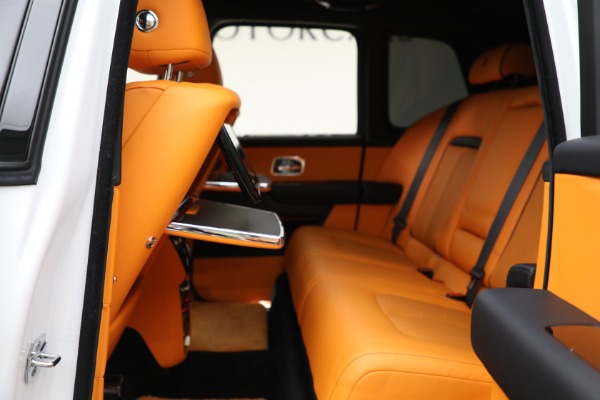 Used 2022 Rolls-Royce Cullinan for sale Sold at Maserati of Westport in Westport CT 06880 21