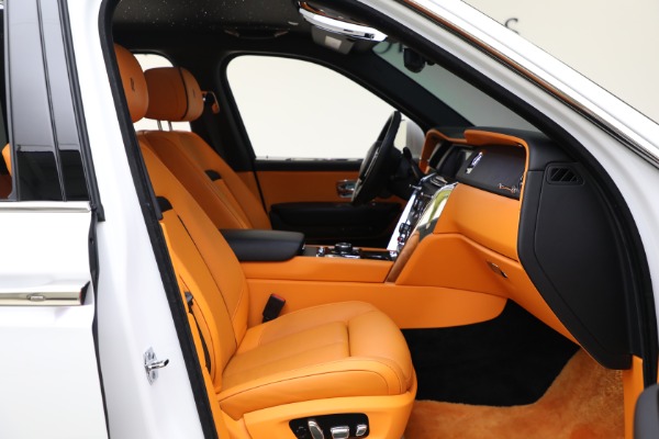 Used 2022 Rolls-Royce Cullinan for sale Sold at Maserati of Westport in Westport CT 06880 27