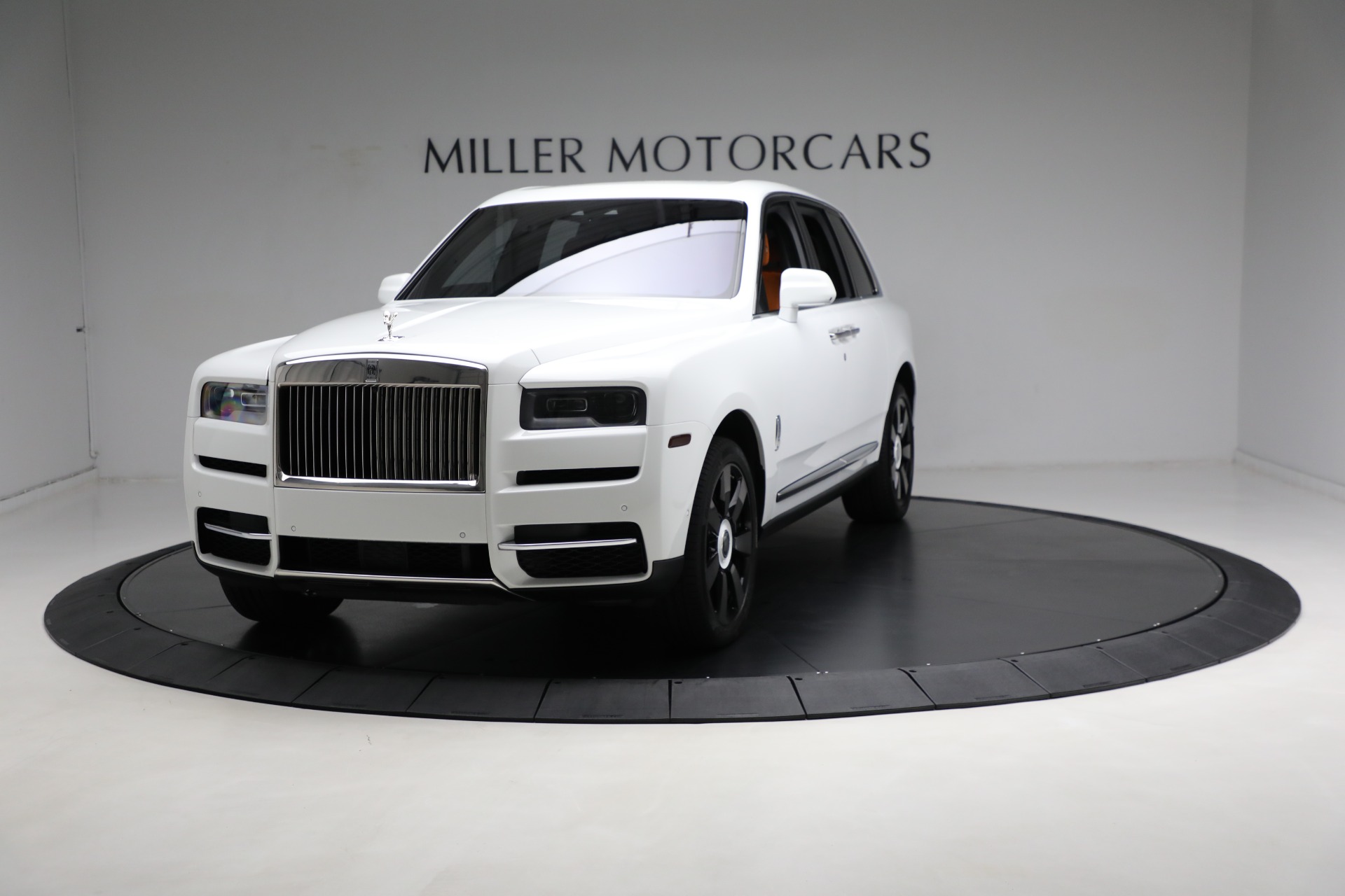 Used 2022 Rolls-Royce Cullinan for sale Sold at Maserati of Westport in Westport CT 06880 1