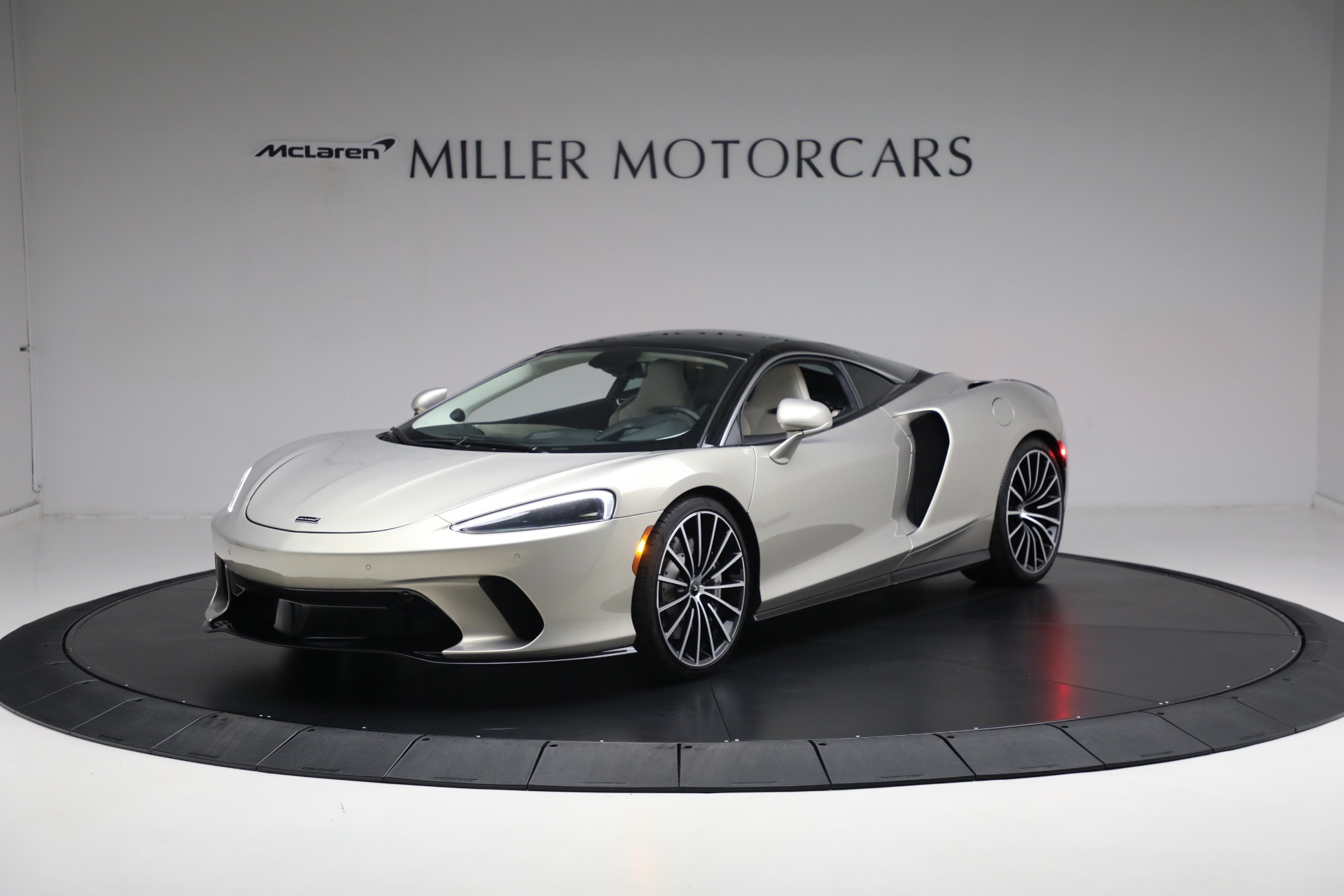 Used 2020 McLaren GT Luxe for sale Sold at Maserati of Westport in Westport CT 06880 1