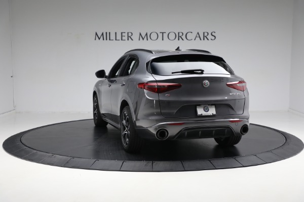 Used 2022 Alfa Romeo Stelvio Veloce for sale $31,900 at Maserati of Westport in Westport CT 06880 11