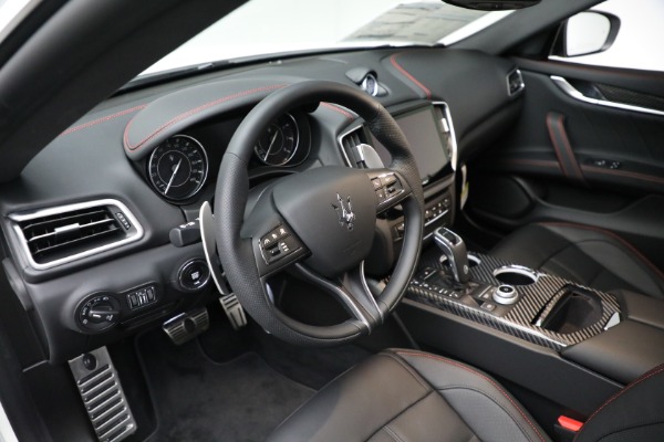 New 2024 Maserati Ghibli Modena Ultima Q4 for sale Sold at Maserati of Westport in Westport CT 06880 28
