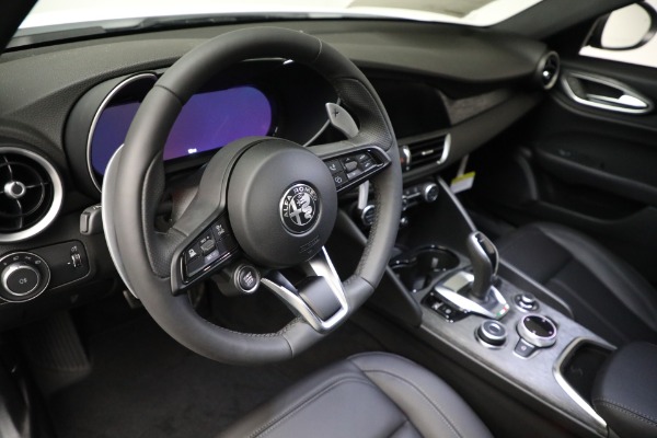 New 2024 Alfa Romeo Giulia Sprint for sale Sold at Maserati of Westport in Westport CT 06880 25