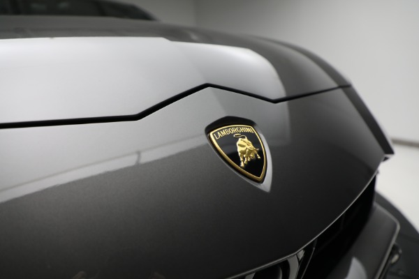 Used 2021 Lamborghini Urus for sale Sold at Maserati of Westport in Westport CT 06880 14