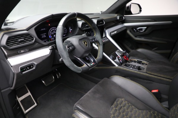 Used 2021 Lamborghini Urus for sale Sold at Maserati of Westport in Westport CT 06880 22