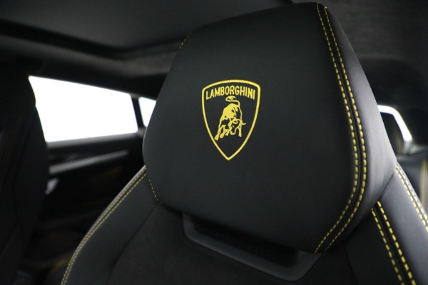 Used 2021 Lamborghini Urus for sale Sold at Maserati of Westport in Westport CT 06880 25