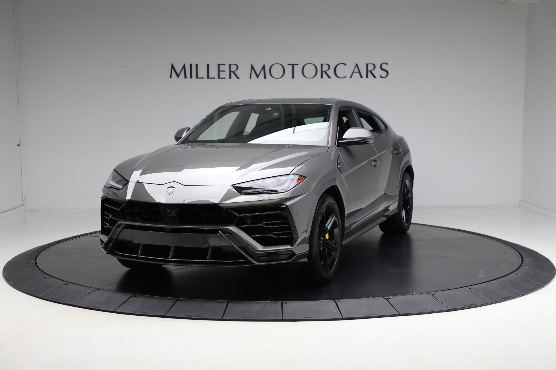 Used 2021 Lamborghini Urus for sale Sold at Maserati of Westport in Westport CT 06880 1