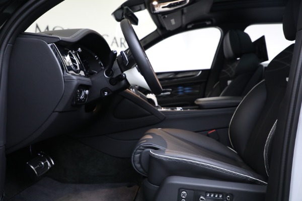 New 2023 Bentley Bentayga EWB Azure V8 First Edition for sale $269,900 at Maserati of Westport in Westport CT 06880 14