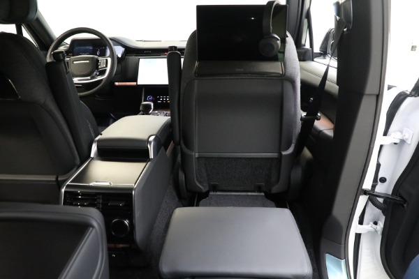 Used 2023 Land Rover Range Rover P530 SV LWB for sale Sold at Maserati of Westport in Westport CT 06880 24