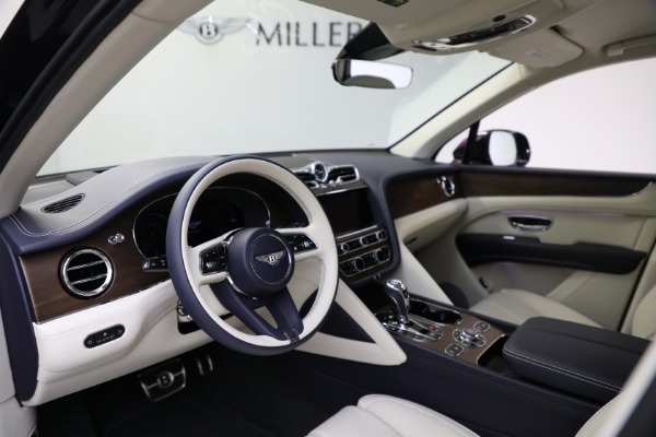 Used 2024 Bentley Bentayga EWB V8 for sale $204,900 at Maserati of Westport in Westport CT 06880 17