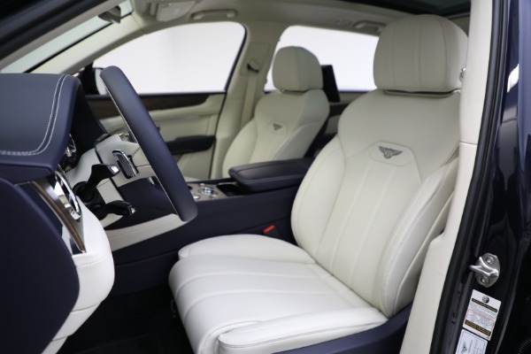 New 2024 Bentley Bentayga EWB V8 for sale $204,900 at Maserati of Westport in Westport CT 06880 19