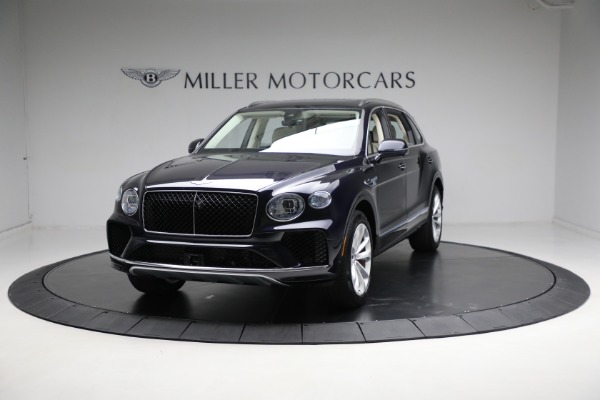 New 2024 Bentley Bentayga EWB V8 for sale $204,900 at Maserati of Westport in Westport CT 06880 1