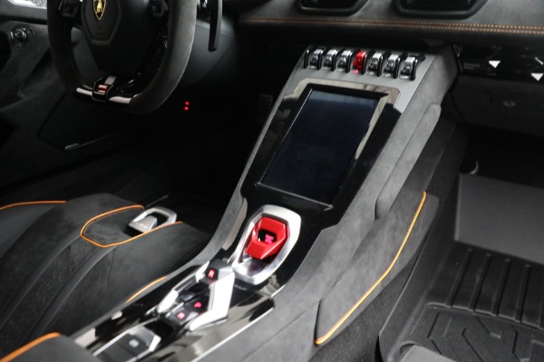 Used 2023 Lamborghini Huracan Sterrato for sale Sold at Maserati of Westport in Westport CT 06880 20
