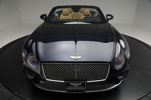 Used 2022 Bentley Continental GTC V8 for sale $249,900 at Maserati of Westport in Westport CT 06880 13