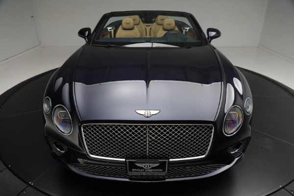Used 2022 Bentley Continental GTC V8 for sale Sold at Maserati of Westport in Westport CT 06880 13