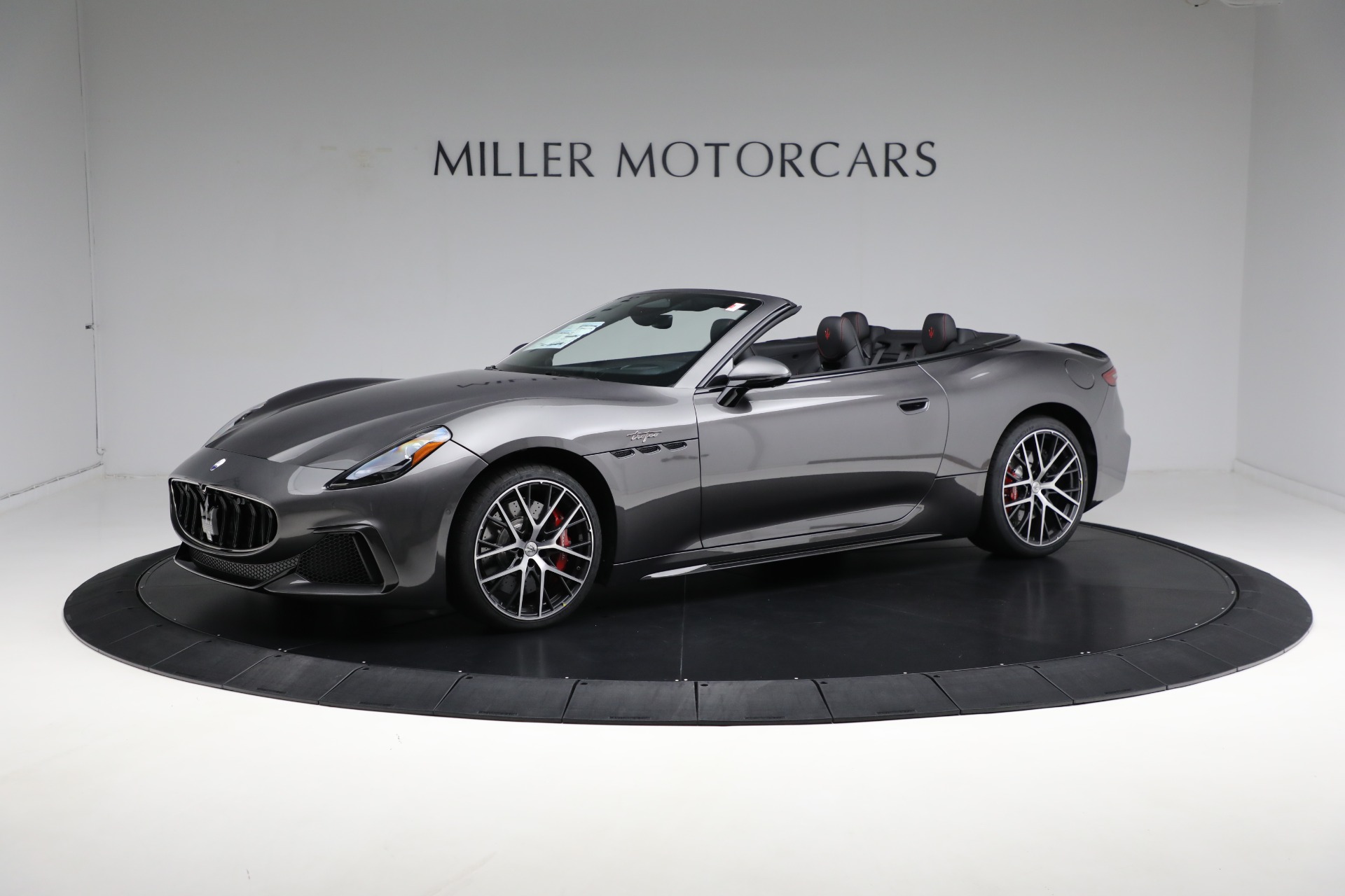 New 2024 Maserati GranCabrio Trofeo for sale $226,275 at Maserati of Westport in Westport CT 06880 1