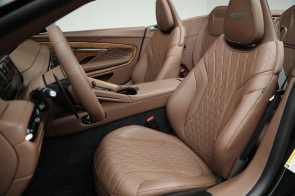 Used 2024 Aston Martin DB12 Volante for sale $279,900 at Maserati of Westport in Westport CT 06880 21