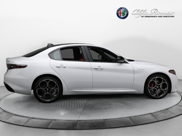 New 2024 Alfa Romeo Giulia Veloce for sale $56,710 at Maserati of Westport in Westport CT 06880 18