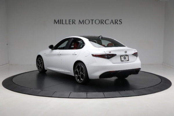 New 2024 Alfa Romeo Giulia Veloce for sale Sold at Maserati of Westport in Westport CT 06880 11