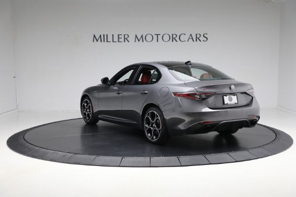 New 2024 Alfa Romeo Giulia Veloce for sale $57,370 at Maserati of Westport in Westport CT 06880 10