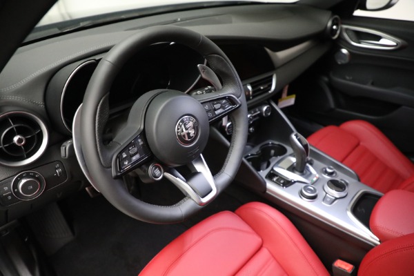 New 2024 Alfa Romeo Giulia Veloce for sale Sold at Maserati of Westport in Westport CT 06880 25