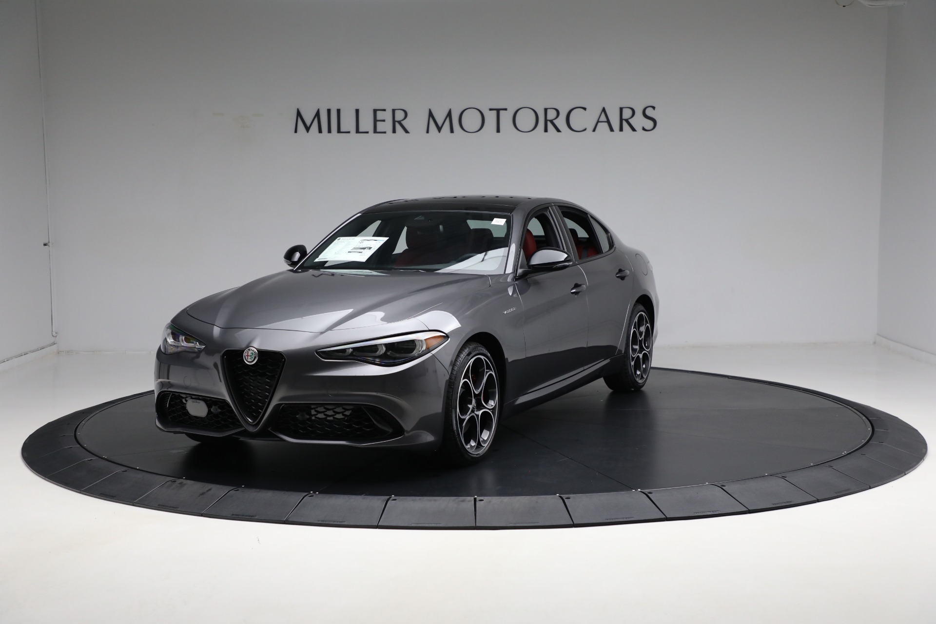 New 2024 Alfa Romeo Giulia Veloce for sale $57,370 at Maserati of Westport in Westport CT 06880 1