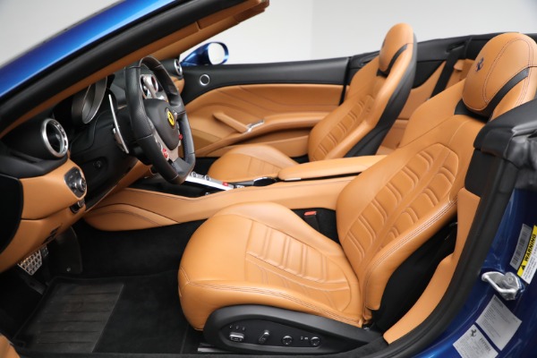 Used 2016 Ferrari California T for sale Sold at Maserati of Westport in Westport CT 06880 20