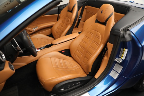 Used 2016 Ferrari California T for sale Sold at Maserati of Westport in Westport CT 06880 21