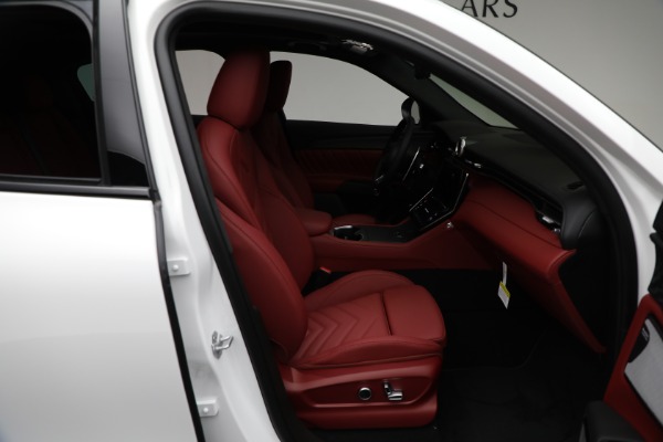 New 2024 Maserati Grecale Modena for sale Sold at Maserati of Westport in Westport CT 06880 27