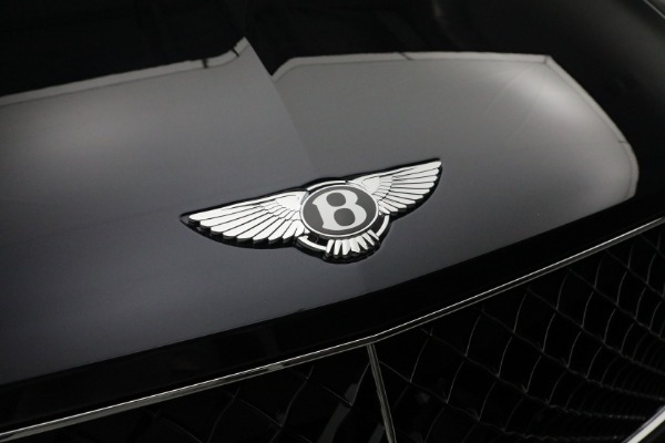 New 2024 Bentley Bentayga EWB V8 for sale Sold at Maserati of Westport in Westport CT 06880 17