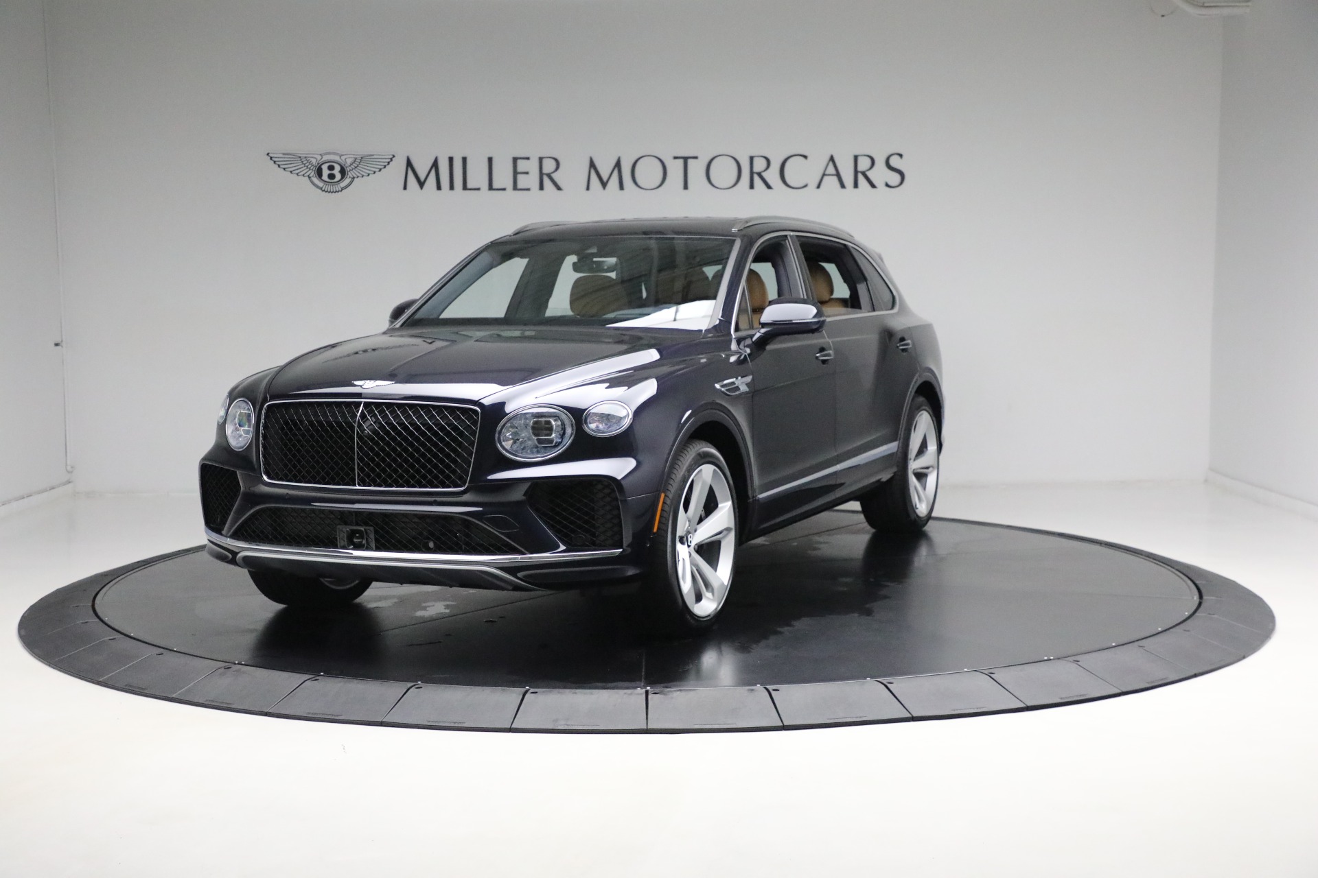 New 2024 Bentley Bentayga EWB V8 for sale Sold at Maserati of Westport in Westport CT 06880 1