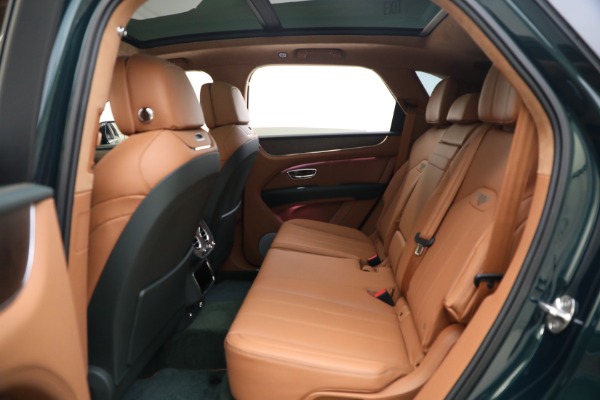 New 2024 Bentley Bentayga V8 for sale $252,225 at Maserati of Westport in Westport CT 06880 22