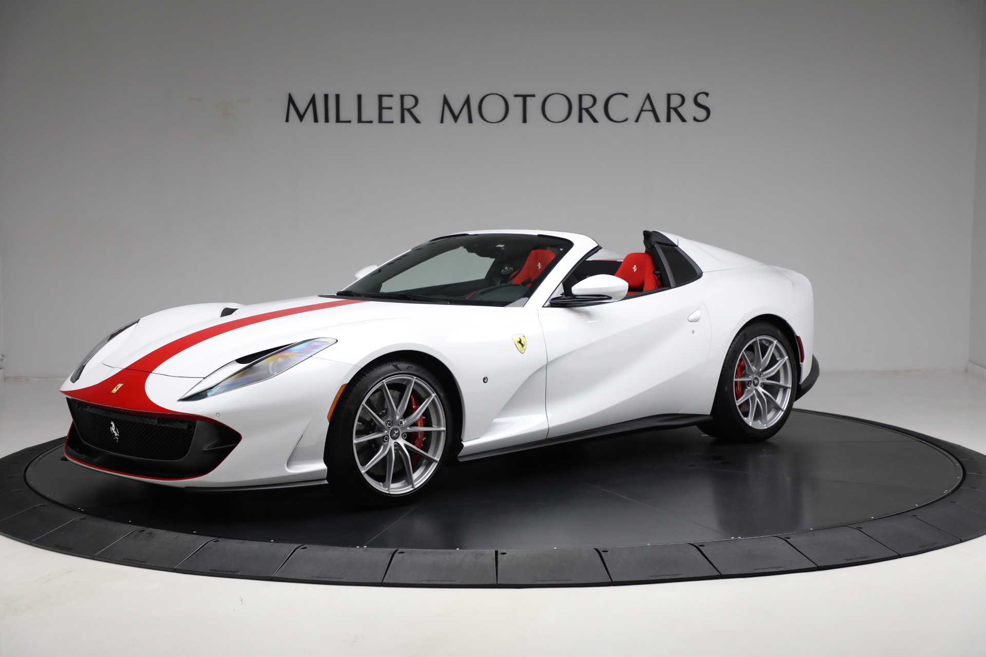 Used 2022 Ferrari 812 GTS for sale $614,900 at Maserati of Westport in Westport CT 06880 1