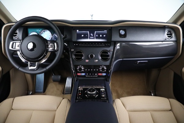 Used 2024 Rolls-Royce Black Badge Cullinan for sale Sold at Maserati of Westport in Westport CT 06880 24