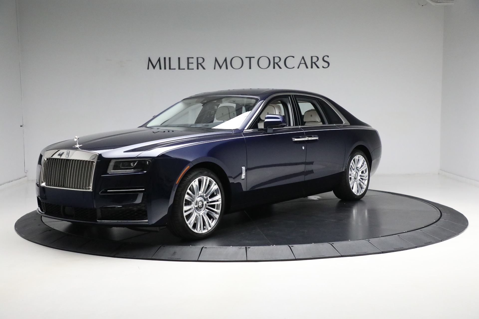 Used 2022 Rolls-Royce Ghost for sale Sold at Maserati of Westport in Westport CT 06880 1