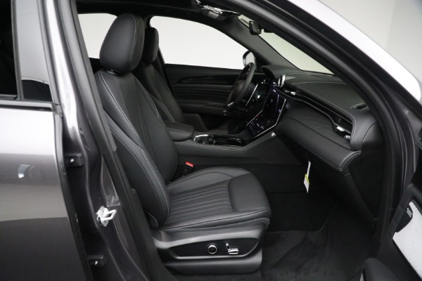 New 2024 Maserati Grecale GT for sale Sold at Maserati of Westport in Westport CT 06880 27