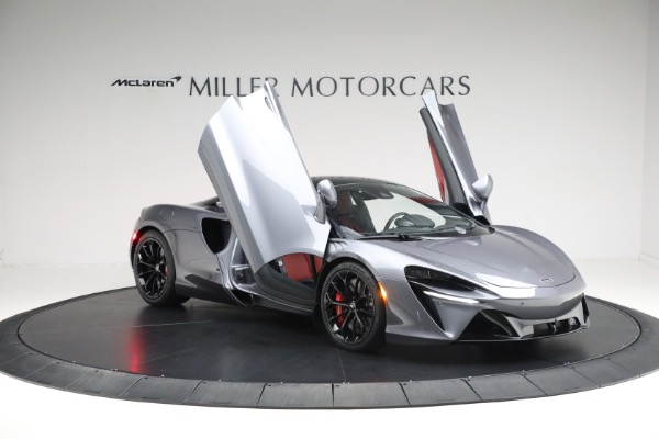 New 2024 McLaren Artura TechLux for sale Sold at Maserati of Westport in Westport CT 06880 13