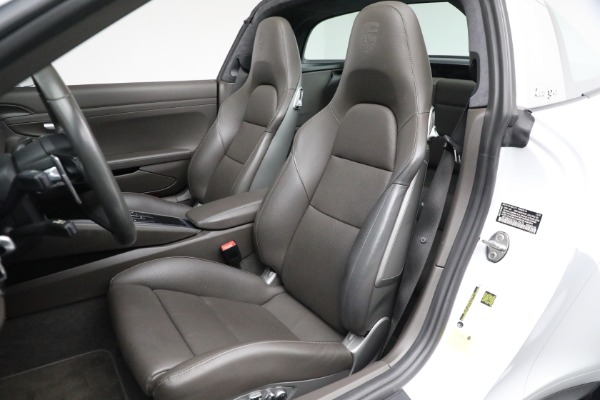 Used 2019 Porsche 911 Targa 4S for sale Sold at Maserati of Westport in Westport CT 06880 26