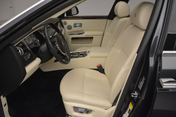 Used 2013 Rolls-Royce Ghost for sale Sold at Maserati of Westport in Westport CT 06880 24