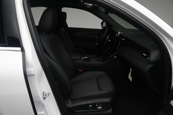 New 2024 Maserati Grecale GT for sale Sold at Maserati of Westport in Westport CT 06880 27
