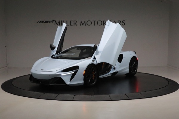 Used 2023 McLaren Artura Vision for sale Sold at Maserati of Westport in Westport CT 06880 14